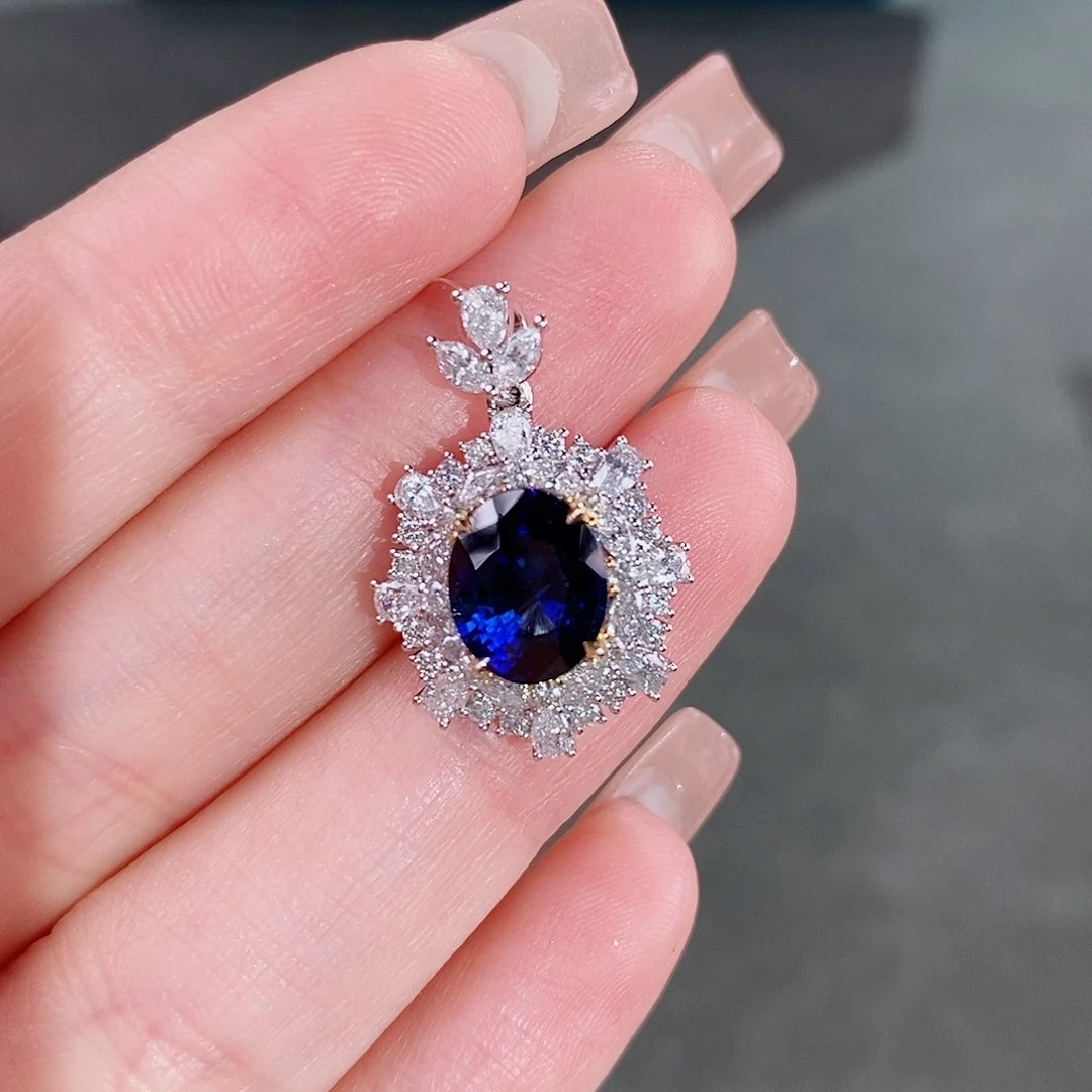 蓝宝石颈饰18K金镶嵌2.94ct皇家蓝吉尔德