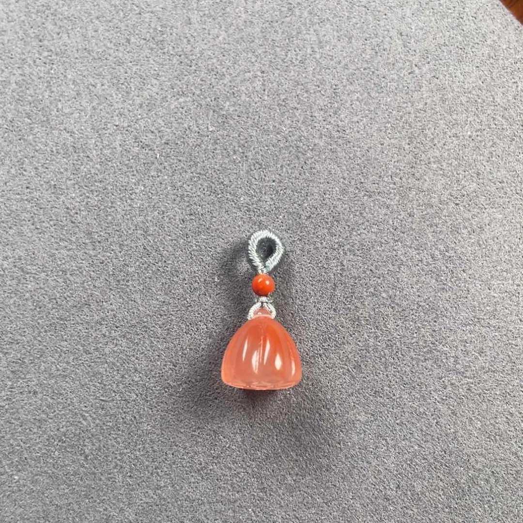 南红玛瑙莲蓬未镶嵌