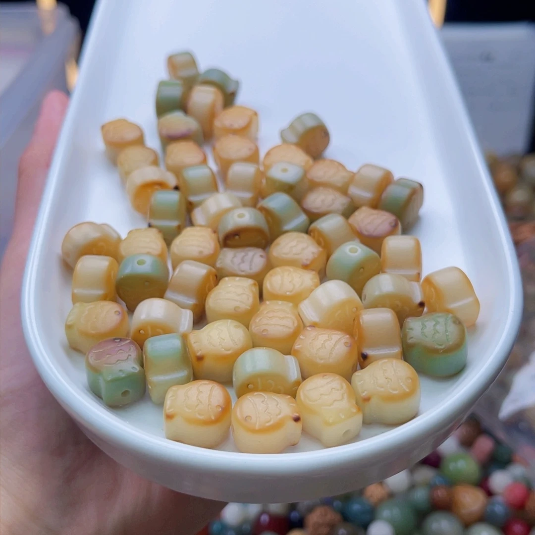吊坠白玉菩提q12mm/10+5颗炭烧小鱼饼
