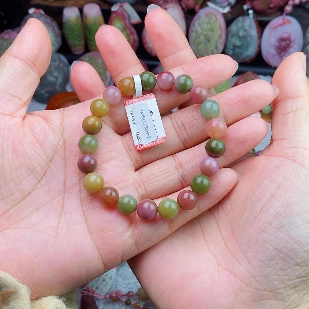 未镶嵌石英质玉（盐源）珠宝半成品