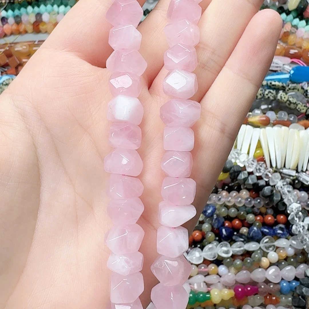 玛瑙/玉髓未镶嵌珠宝半成品粉水晶冲角一条