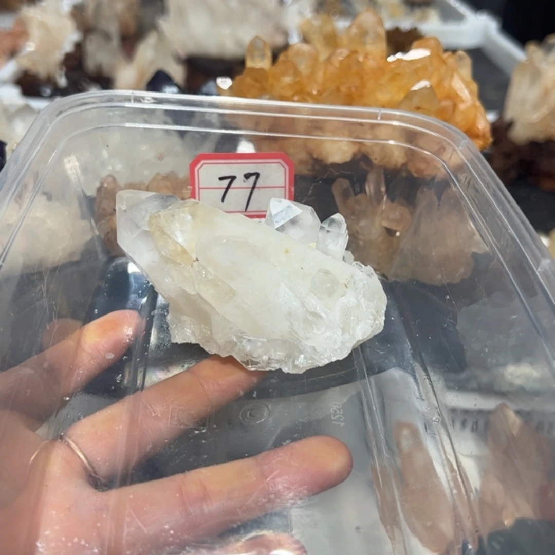 你***儿水晶未镶嵌珠宝半成品