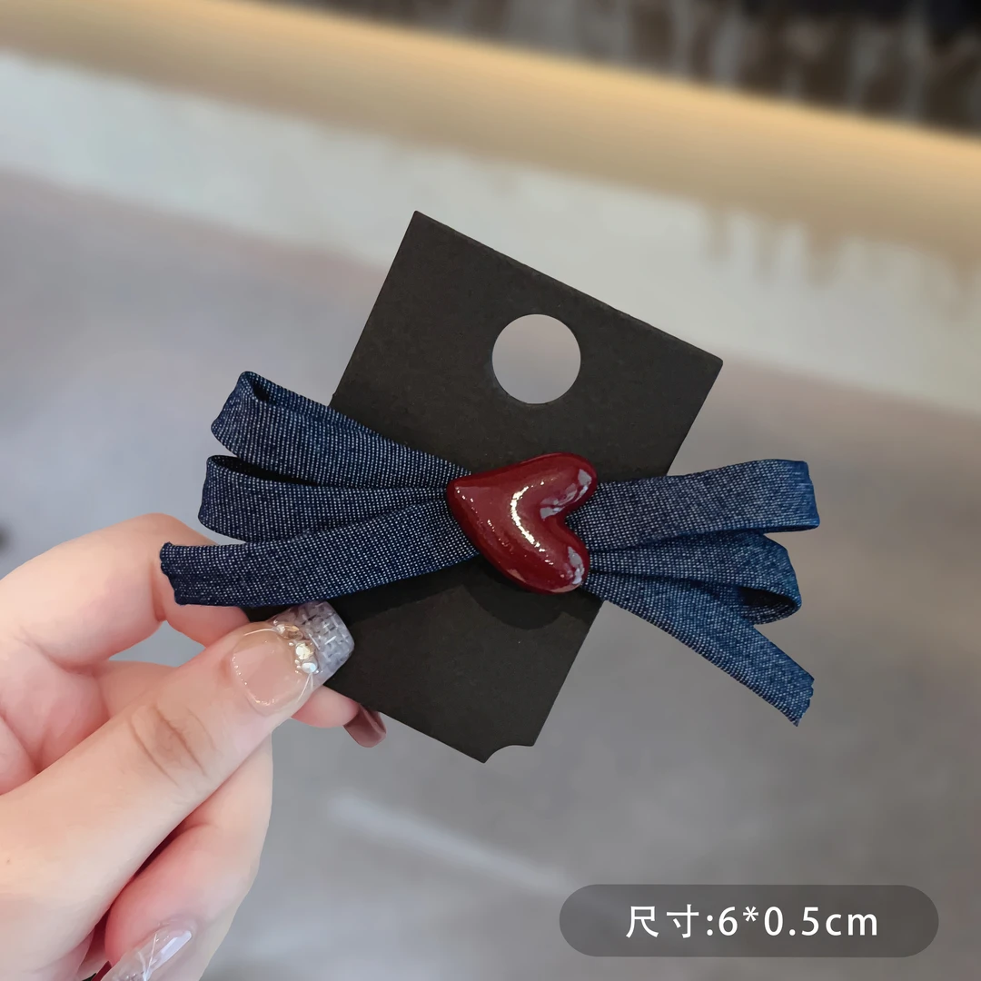 2025新款复古牛仔布红色爱心发夹女高级感侧边刘海夹bb夹鸭嘴夹