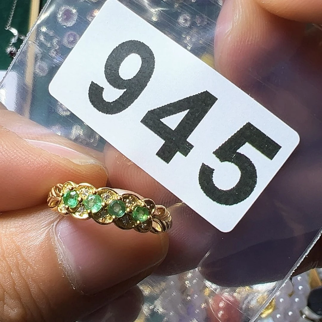 祖母绿戒指银S925镶嵌羊***哒