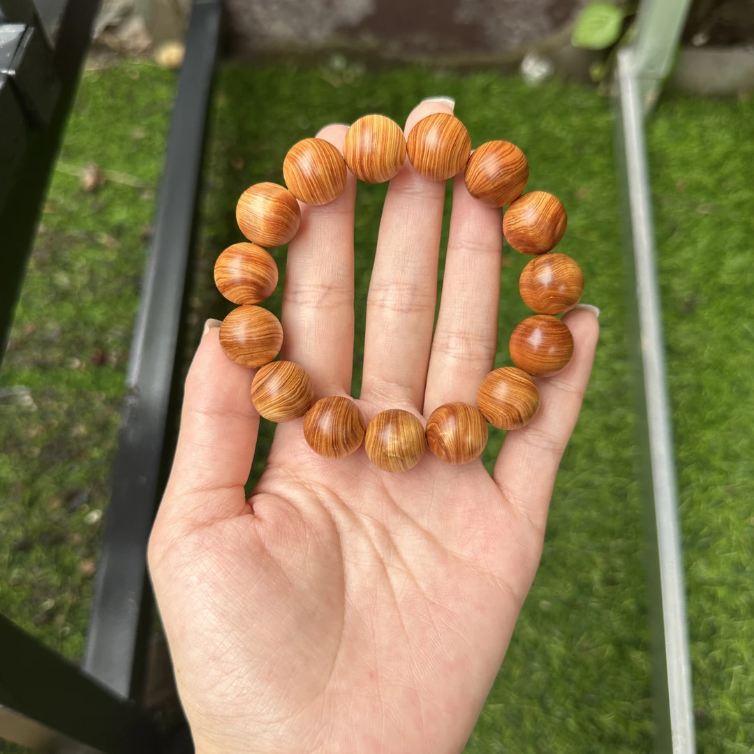 1.5太行陈化崖柏香味浓郁