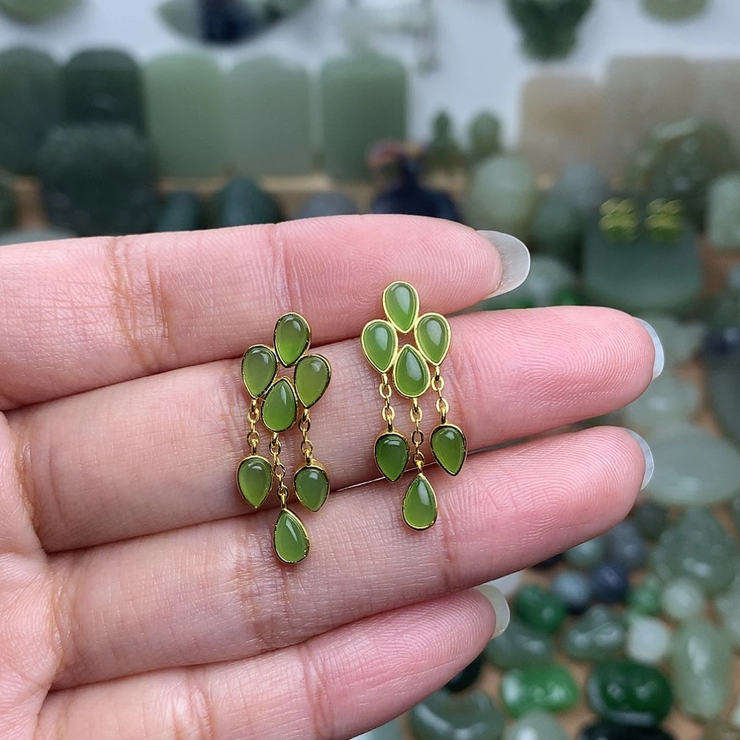 和田玉耳钉银S925镀金镶嵌