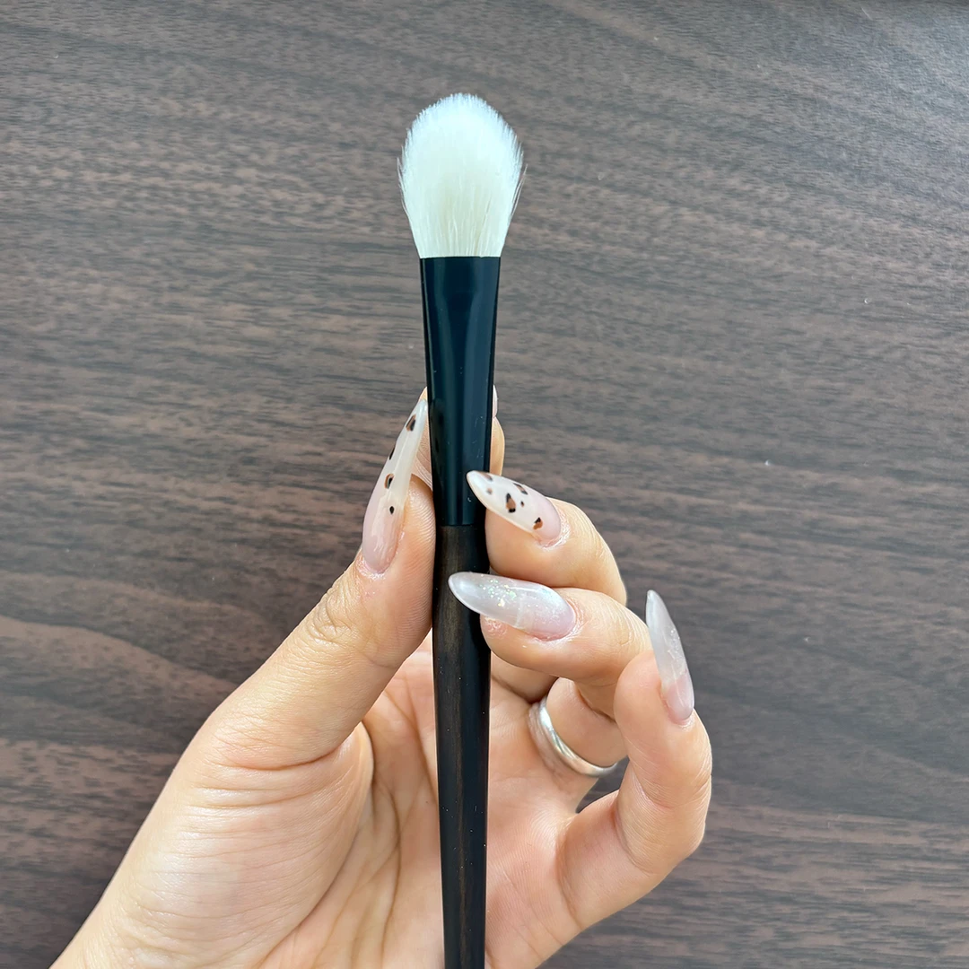 瑕疵动物毛腮红刷高光刷