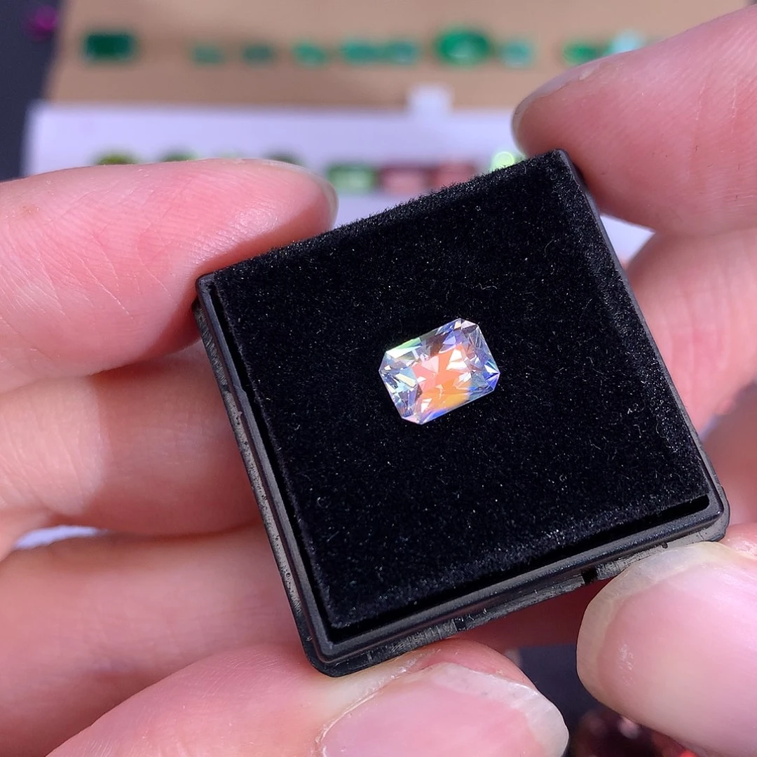月光石裸石未镶嵌1.28ct