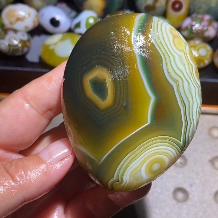 未镶嵌玛瑙/玉髓珠宝半成品58