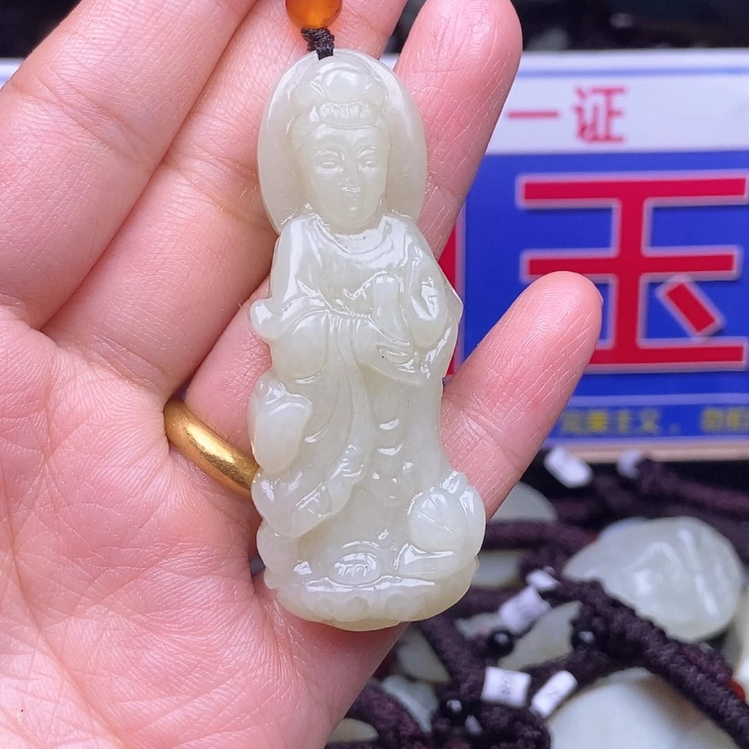 颈饰未镶嵌和田玉