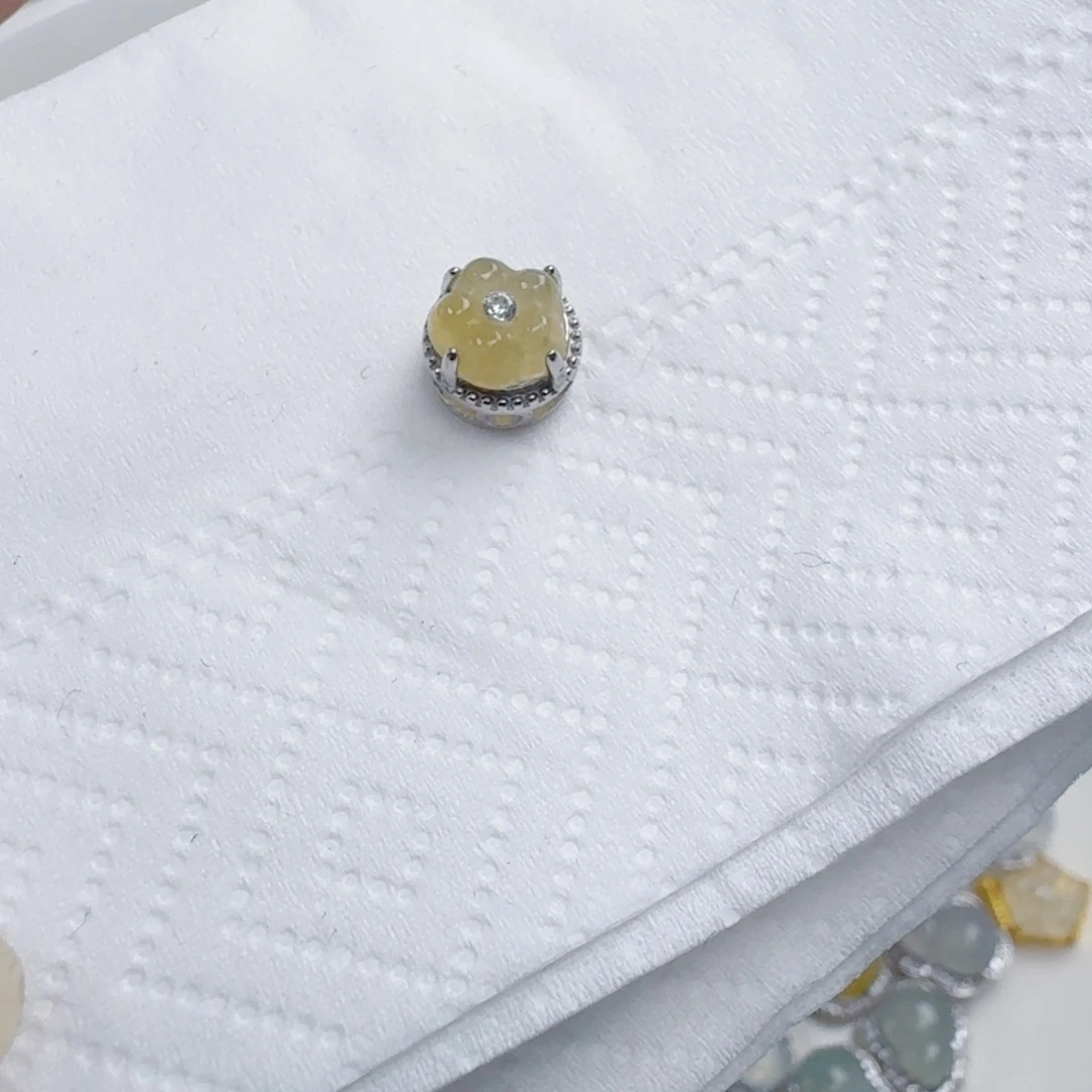 一***坊翡翠散珠花花潘多拉一个