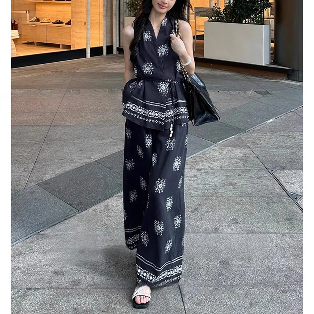 复古气质显白显瘦挂脖上衣宽松长裤套装夏季爆款优雅女人减龄套装