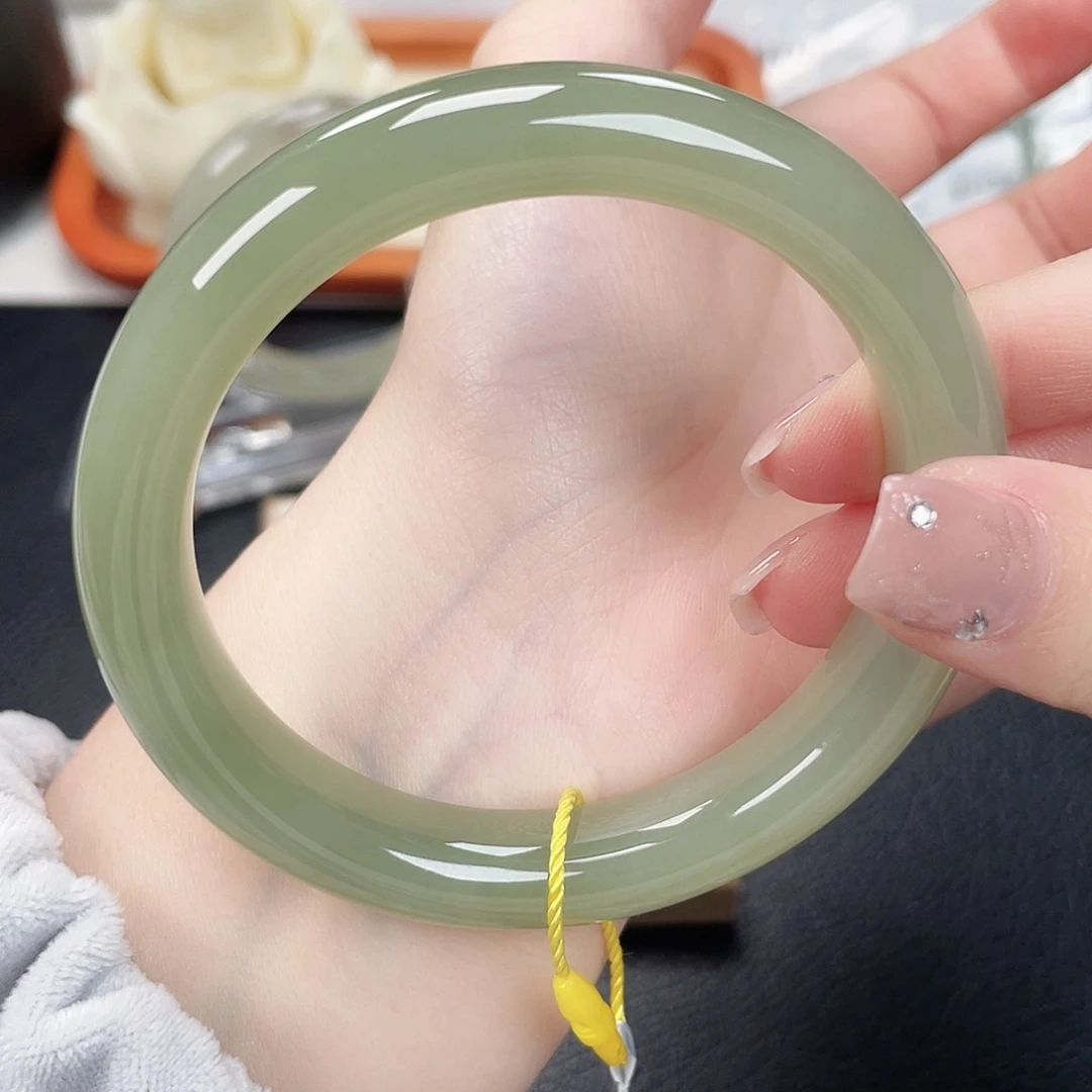 和田玉未镶嵌手镯5960