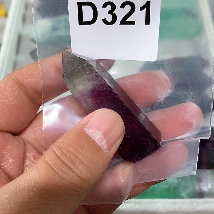 水晶天然水晶柱子D321未镶嵌星***?