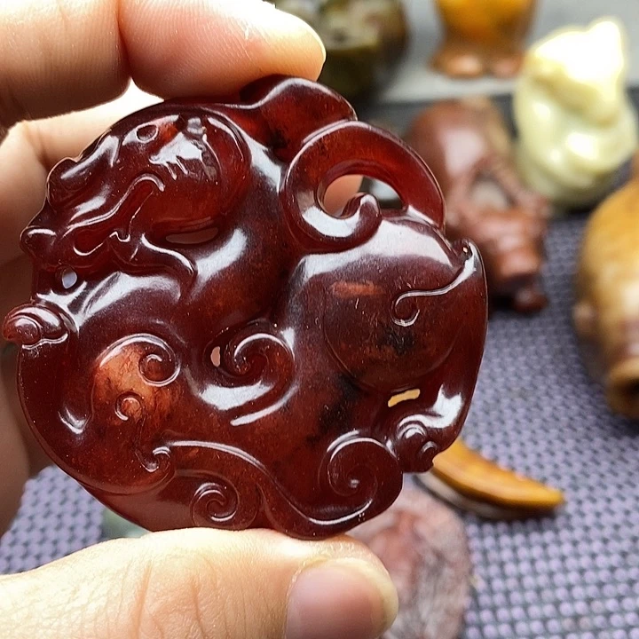 未镶嵌蛇纹石玉颈饰