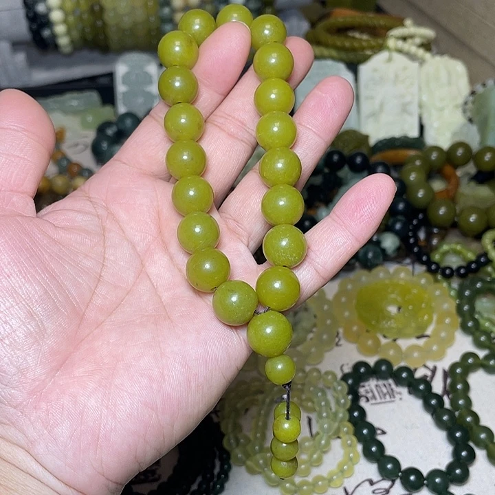 蛇纹石玉未镶嵌手链