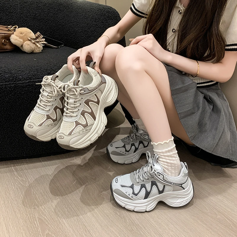 2025新款时尚休闲厚底百搭网红网面韩版老爹鞋女ins