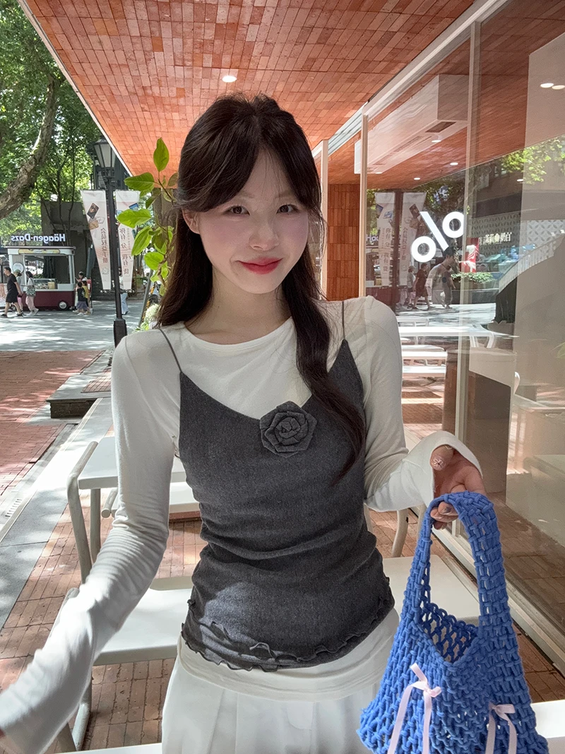花朵吊带打底衫两件套女早秋季新款修身减龄T恤 8069#