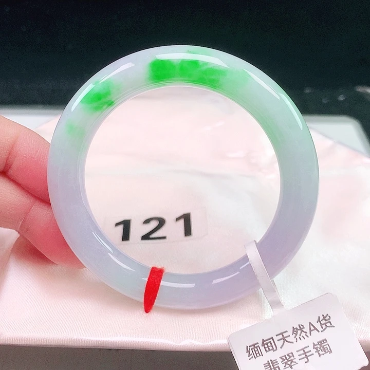 翡翠未镶嵌手镯（圆镯）121