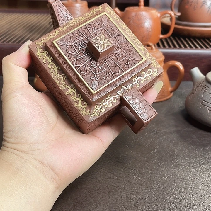 紫泥茶杯宜兴紫砂壶不一样的方山逸士壶