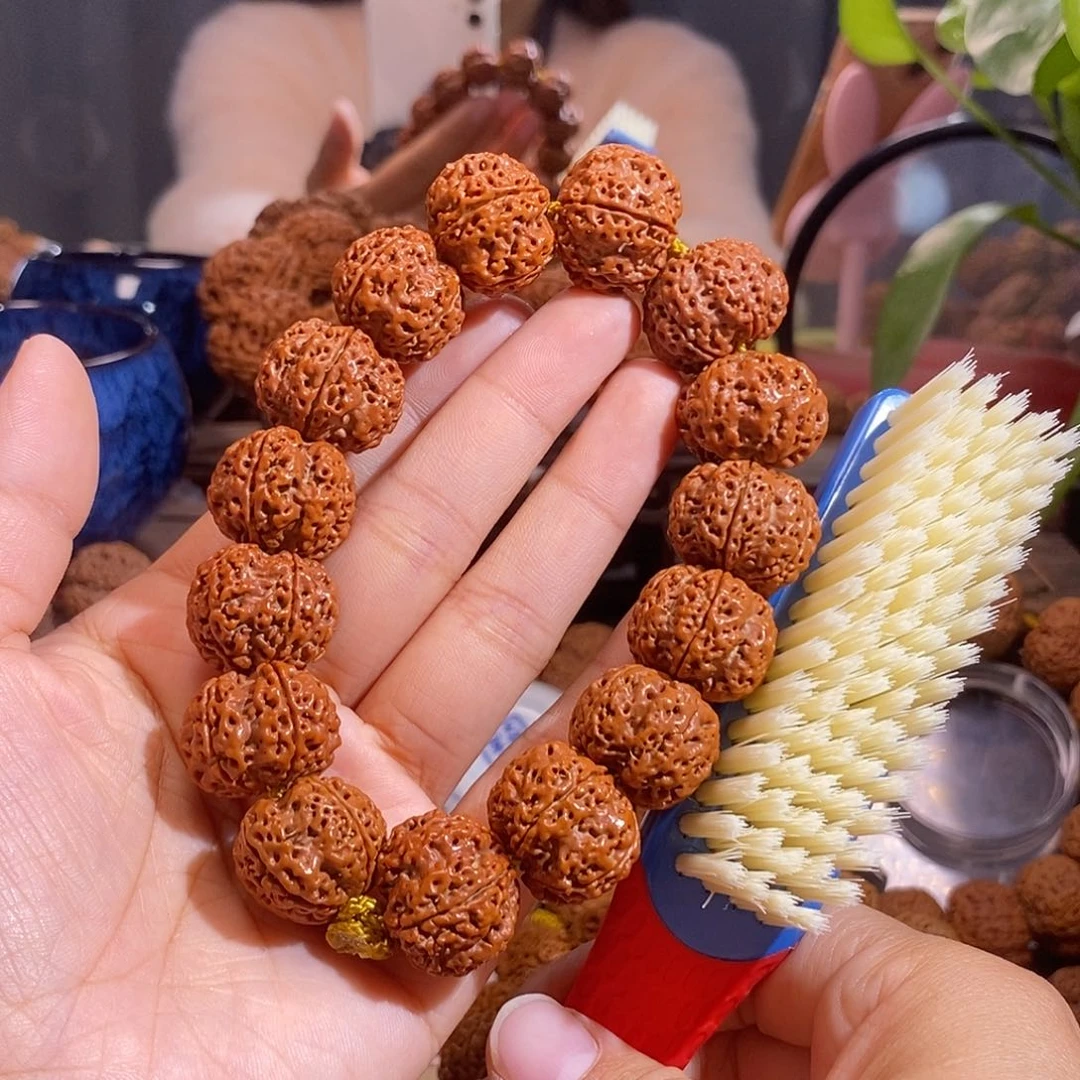 金刚菩提手串温*.纽扣蜂王21mm