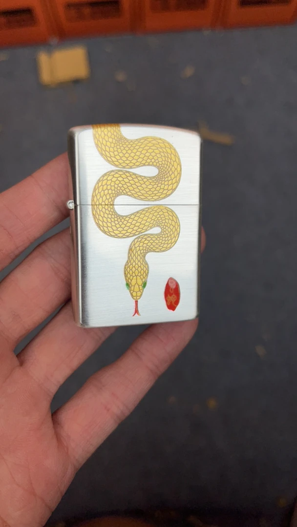 高端煤油打火机佐罗金蛇献瑞Z2-1176