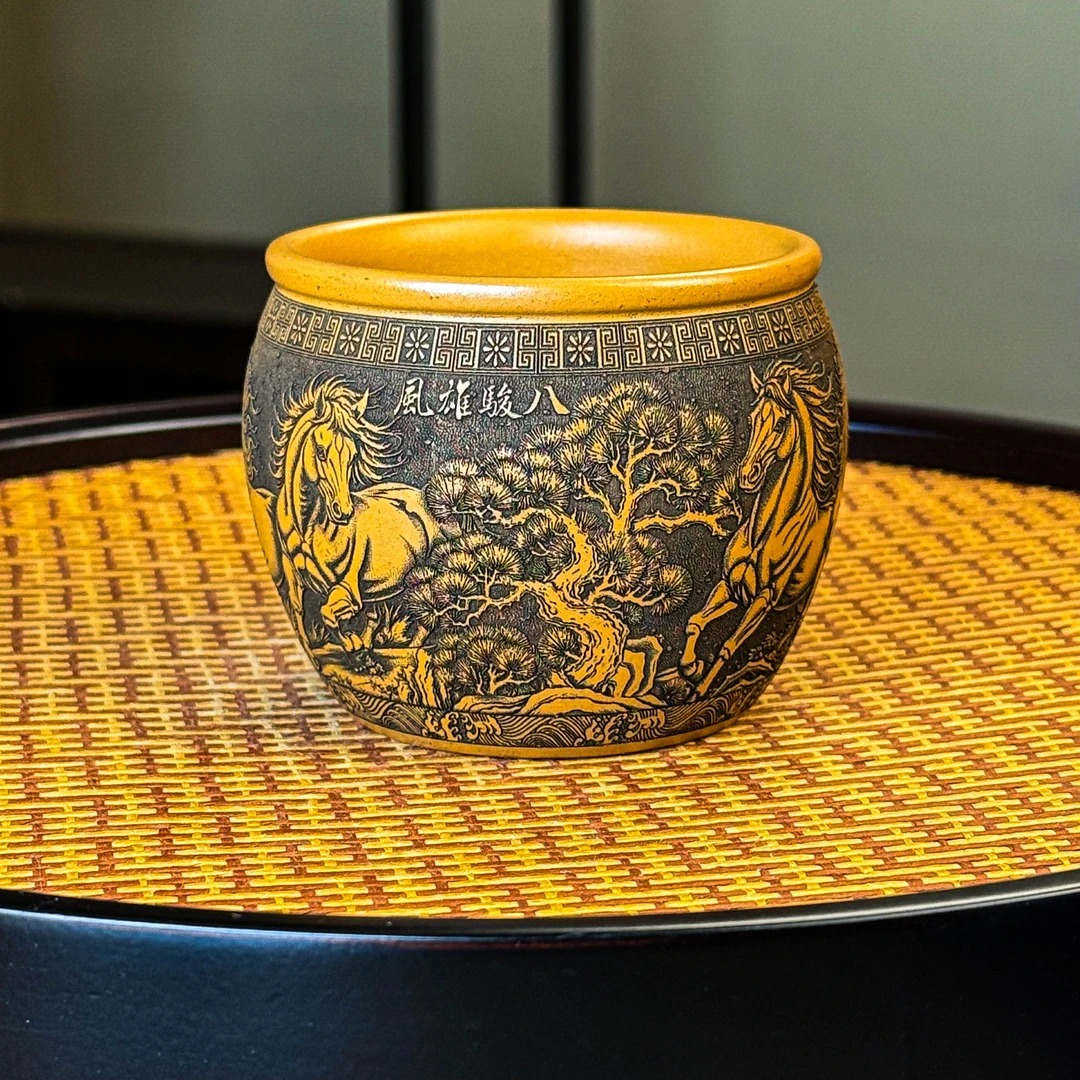 宜兴全手工紫砂茶具 原矿朱泥泥料刻绘粉浆八骏图主人杯品茗杯