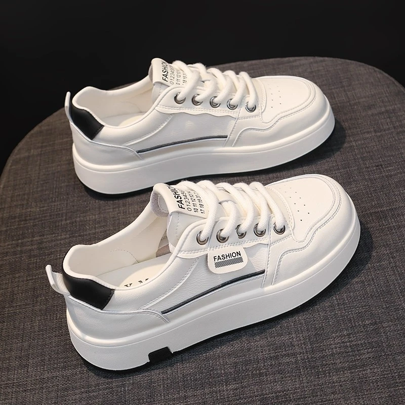 Moleubak小白鞋女生百搭春秋季平厚底2025新款爆单休闲运动板鞋