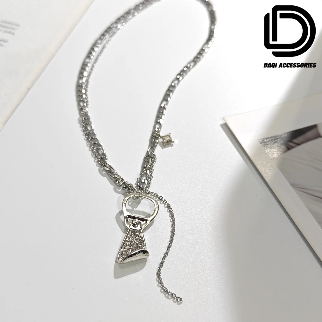 铜合金项链 1095大淇原创小众设计潮流百搭流苏拉扣吊坠项链