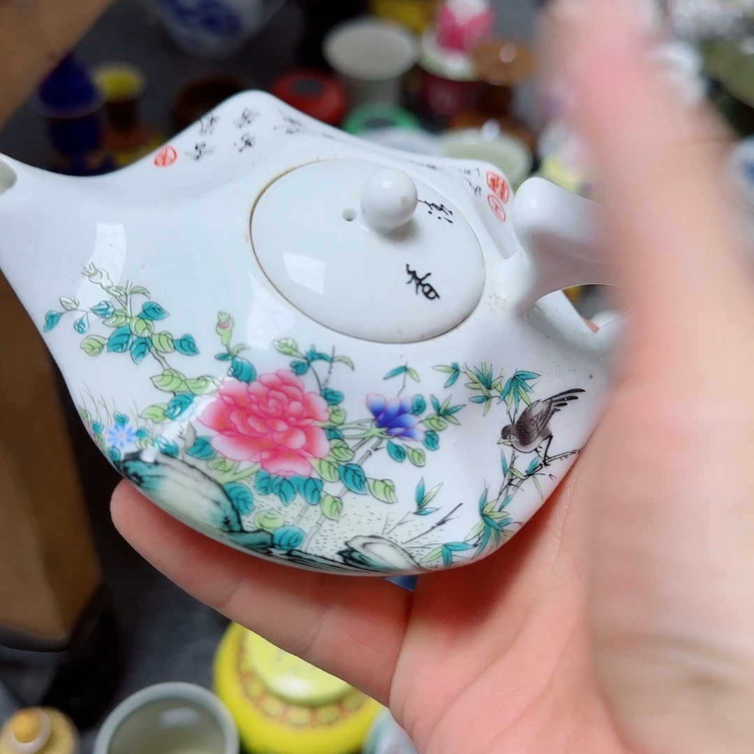 摆件瓷器的工艺技术与艺术