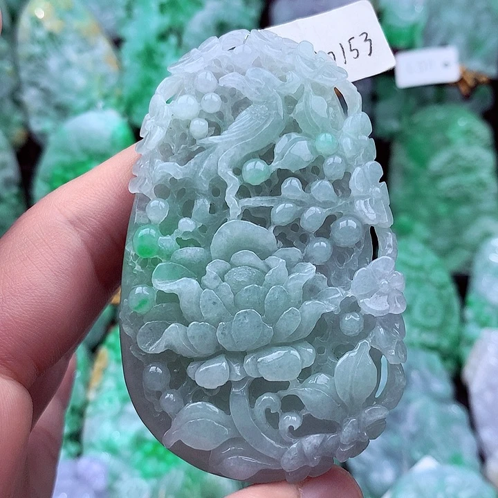 翡翠未镶嵌吊坠(不含链)