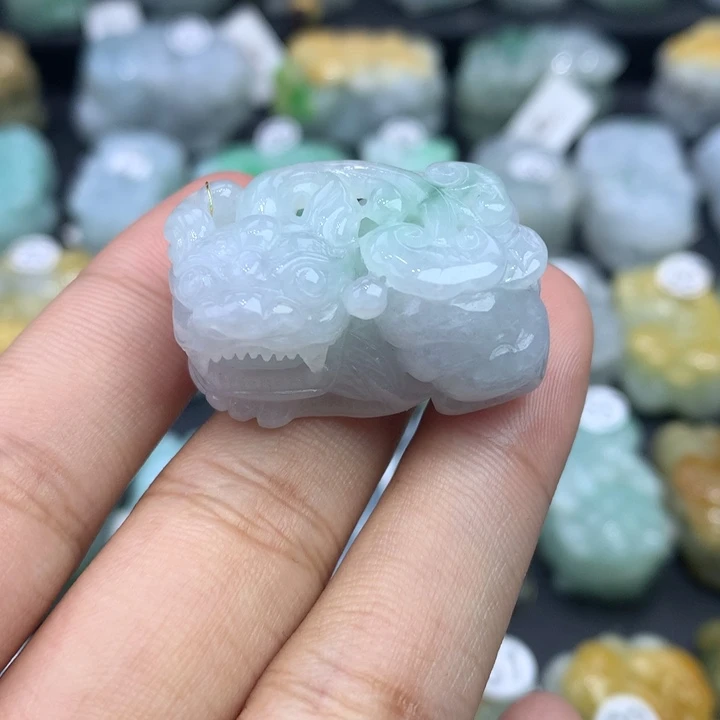 翡翠颈饰未镶嵌天然缅甸翡翠