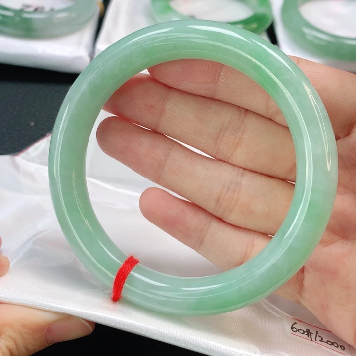 未镶嵌手镯翡翠缅甸圆60