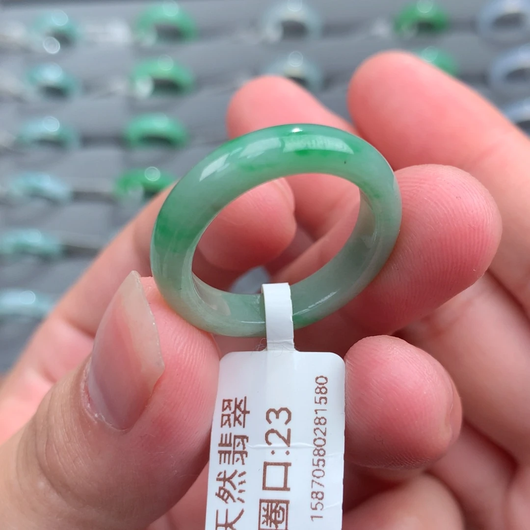 翡翠戒指未镶嵌左*芝天然