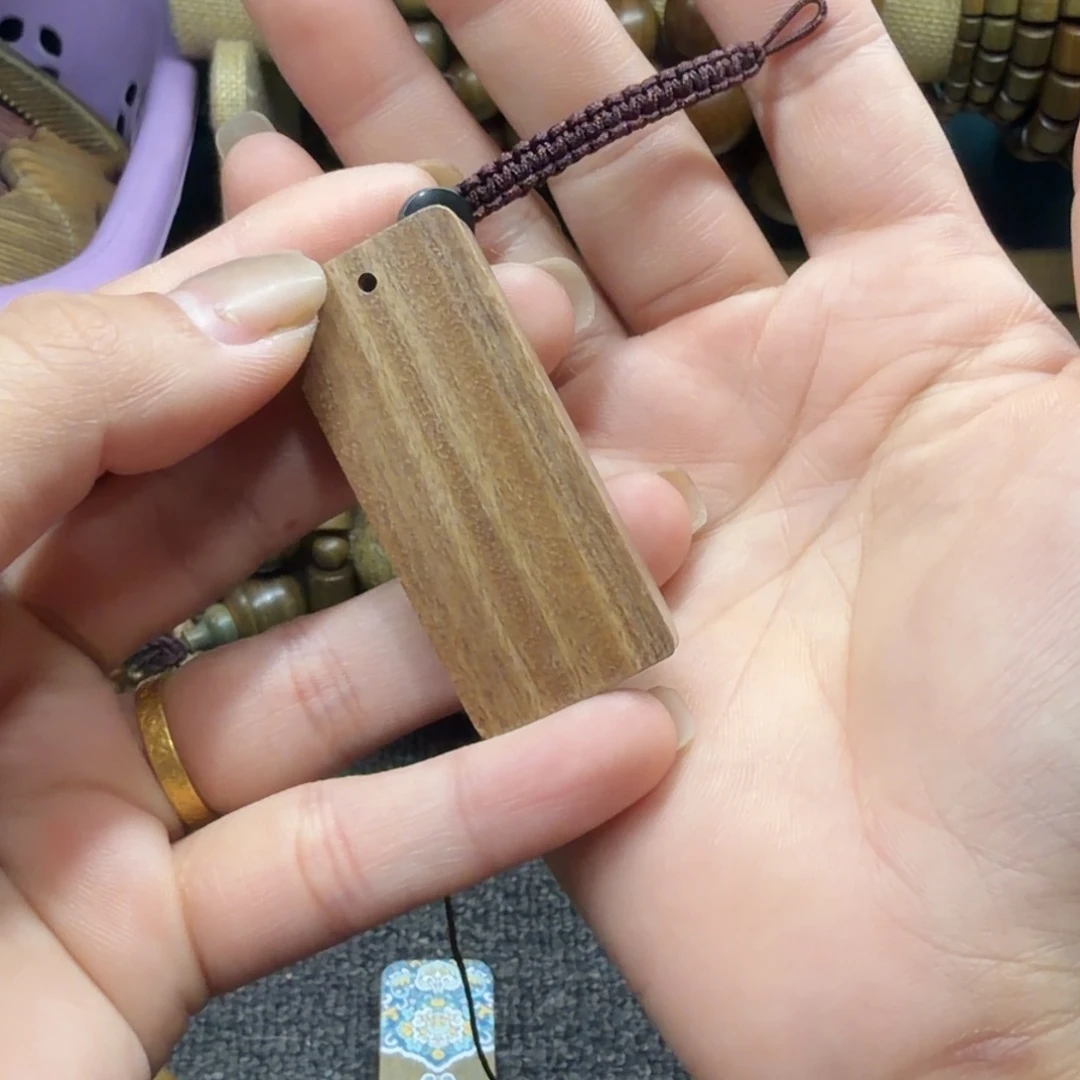 无事牌维腊木（绿檀）