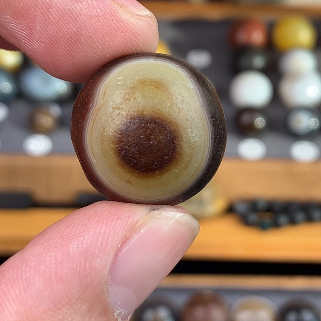 冬***子玛瑙/玉髓未镶嵌玛瑙