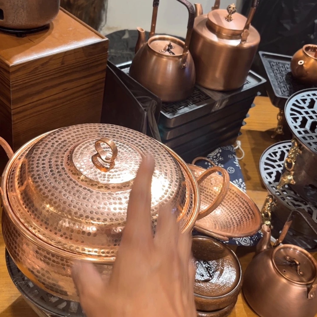 26原色锅手工锻打工艺