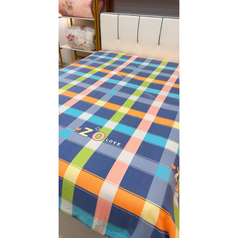 亲肤棉被罩--靓彩格语