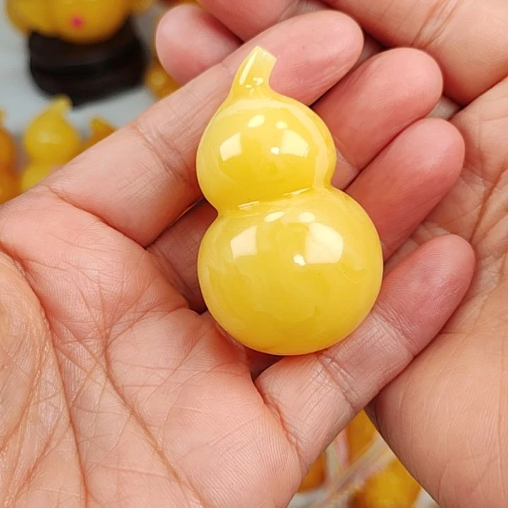 蜜蜡吊坠(赠链)未镶嵌