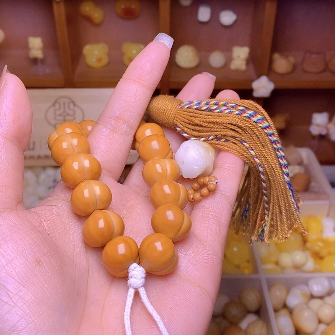 拾****吊坠猴头核桃16➕手持醒狮棕卡棕流苏