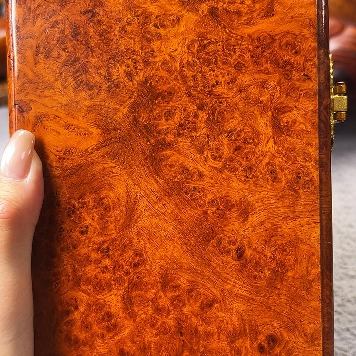 捕*缅甸花梨木箱子一个