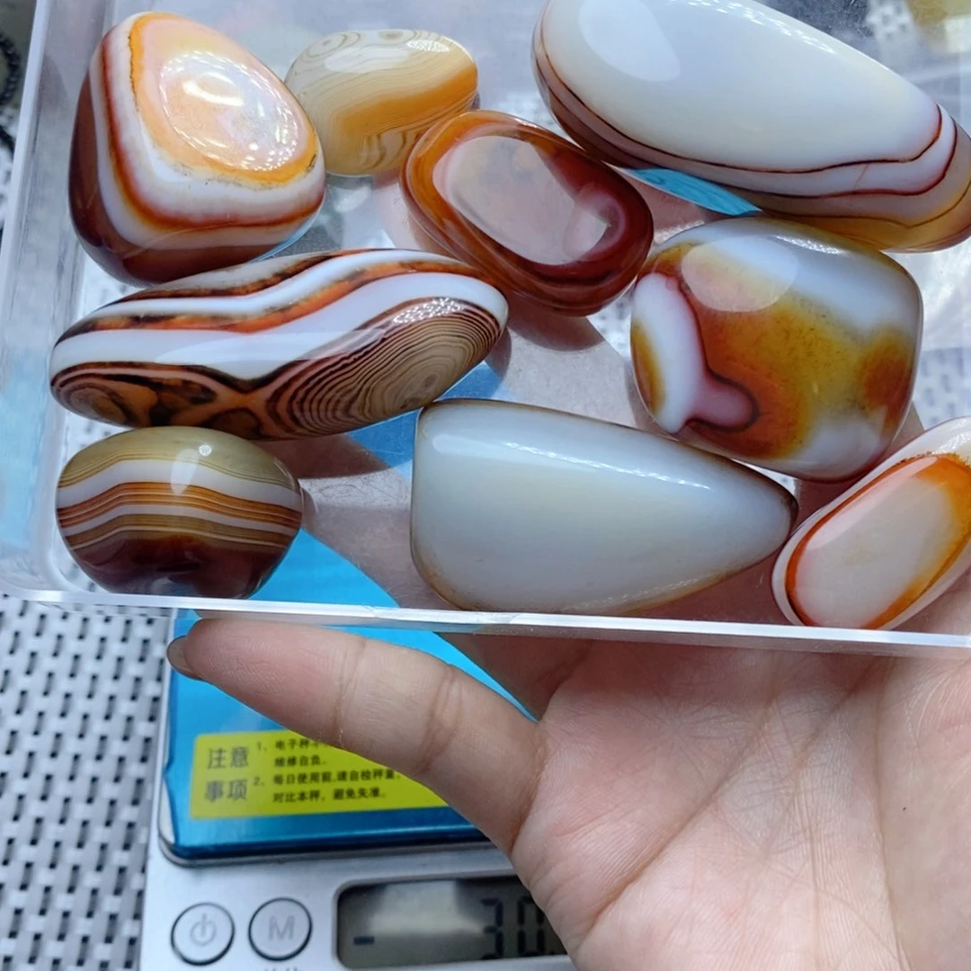 玛瑙/玉髓颈饰未镶嵌木*