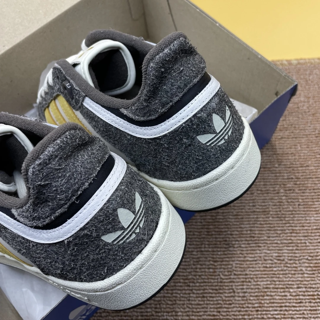 Adidas阿迪达斯~~三叶草男女款潮流拼接复古运动休闲板鞋IH3072