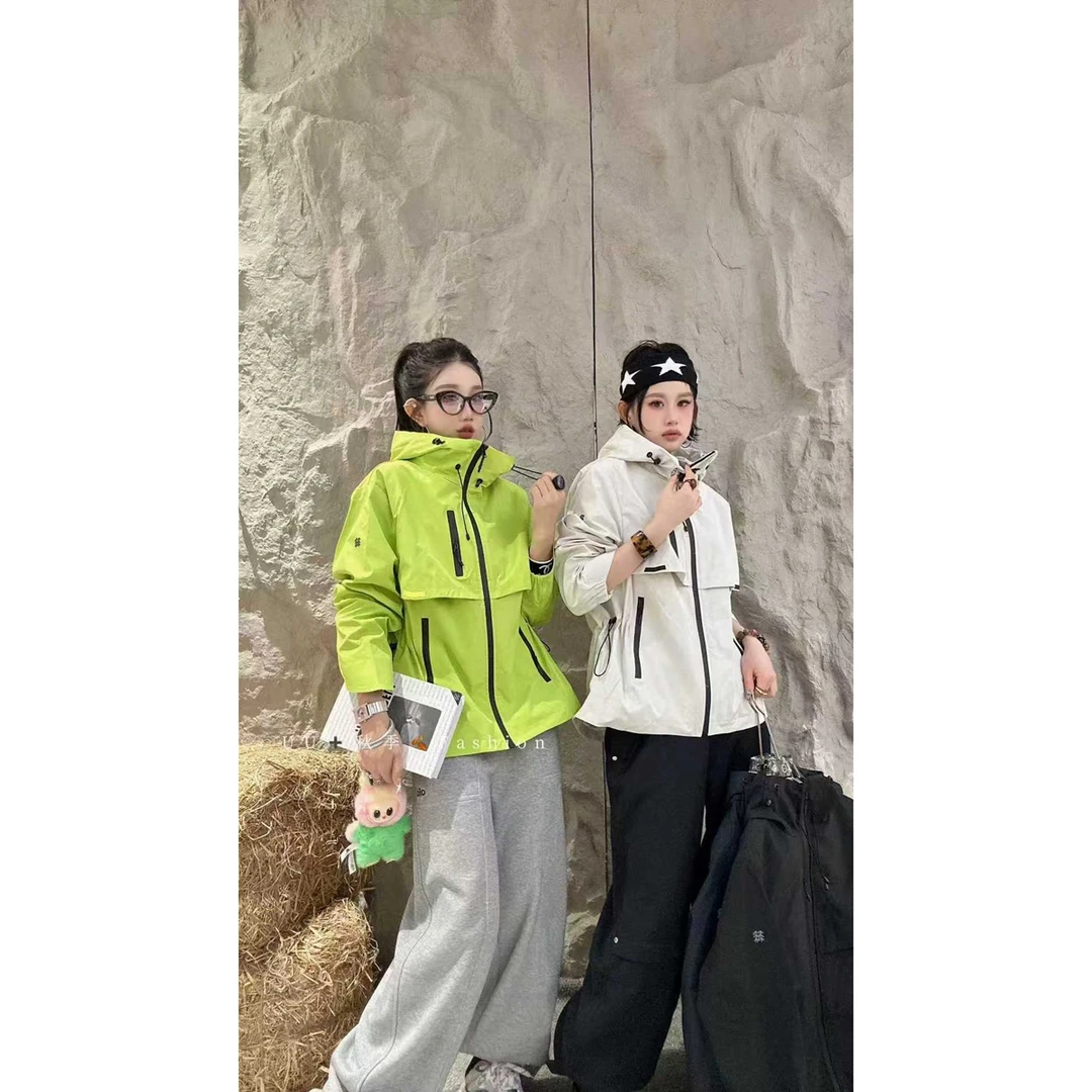 HYCC Y-663户外登山工装抽绳连帽风衣冲锋衣夹克女秋小个子短外套