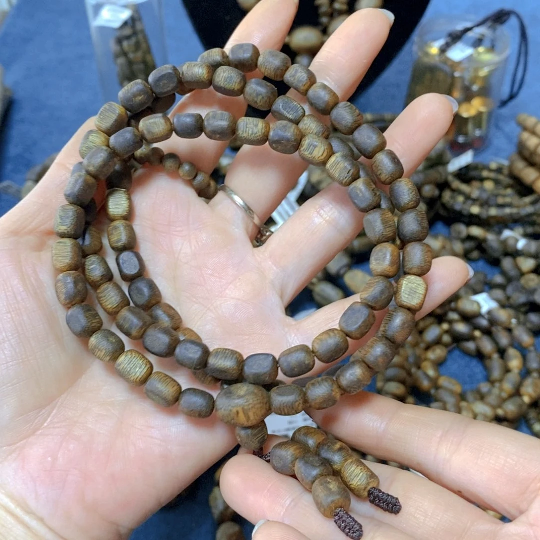 沉香手串汝湖卡7-20克多样性发货一条