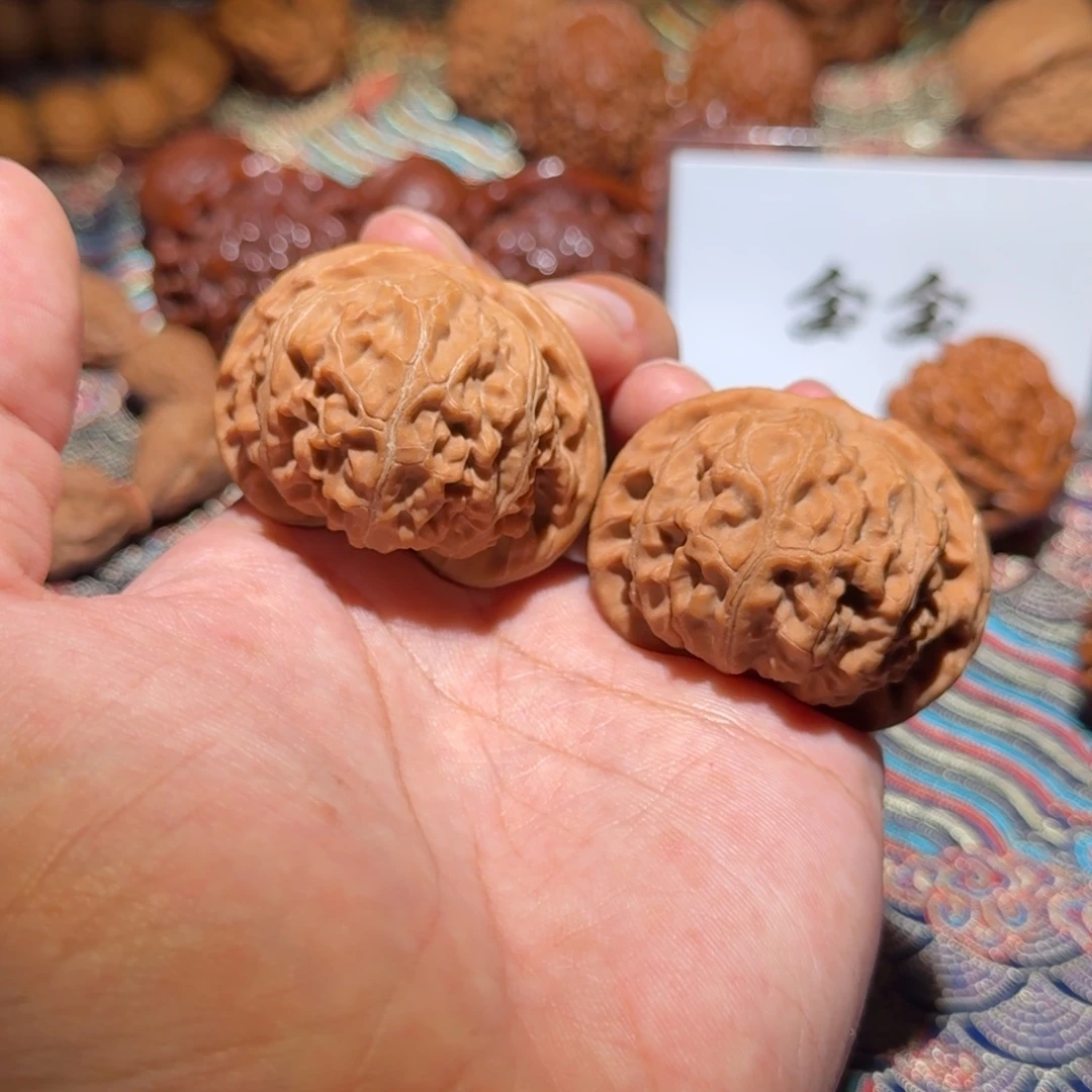 把件核桃1107宫灯，尺寸45