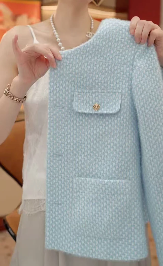 XA-25新款天蓝毛绒千鸟格小香外套