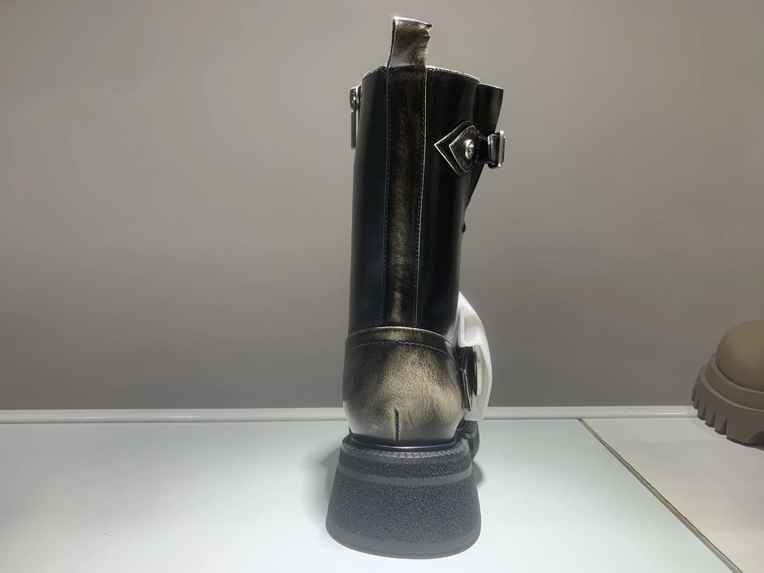 [兮希]时尚休闲厚底英伦风马丁靴 JJ24FW-2418B