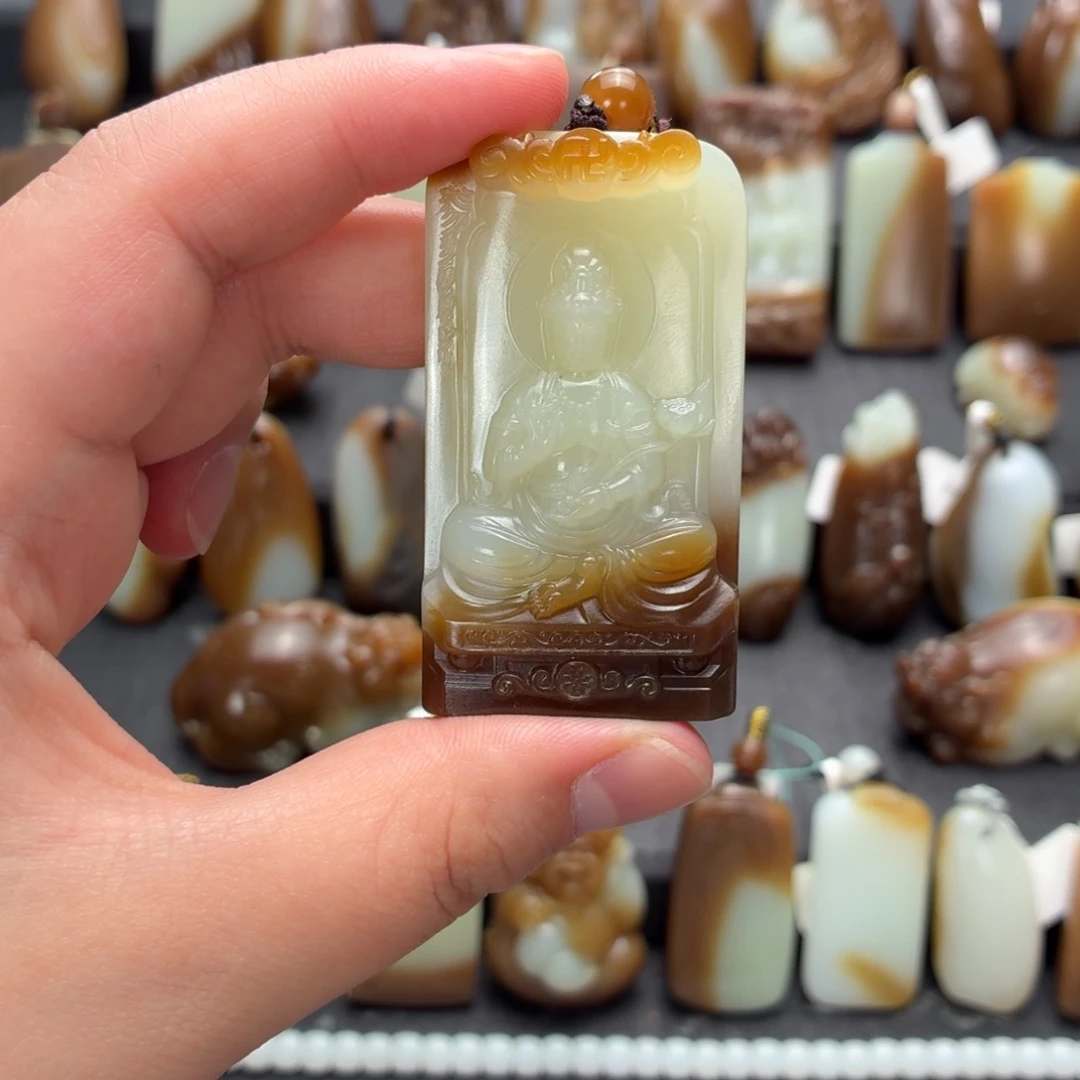 和田玉未镶嵌颈饰