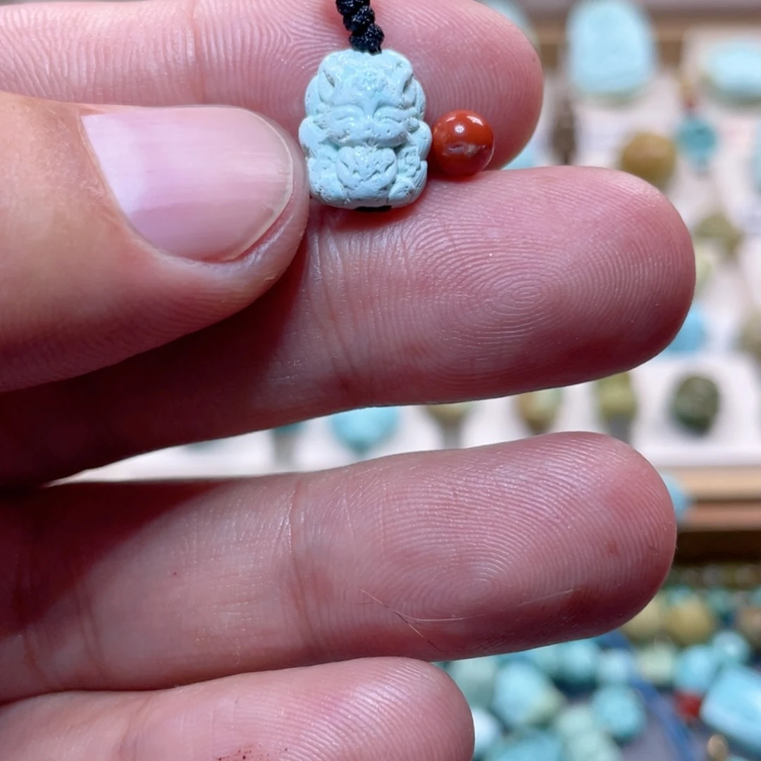 南红玛瑙配饰未镶嵌